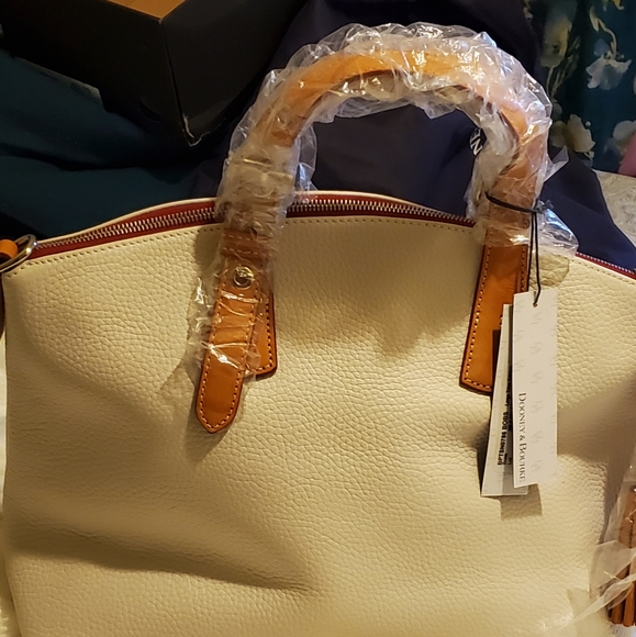 handbag - Picture 2 of 2